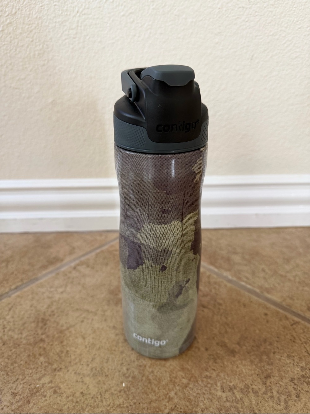 Contigo Insulated Bottle with Green Camo Wrap